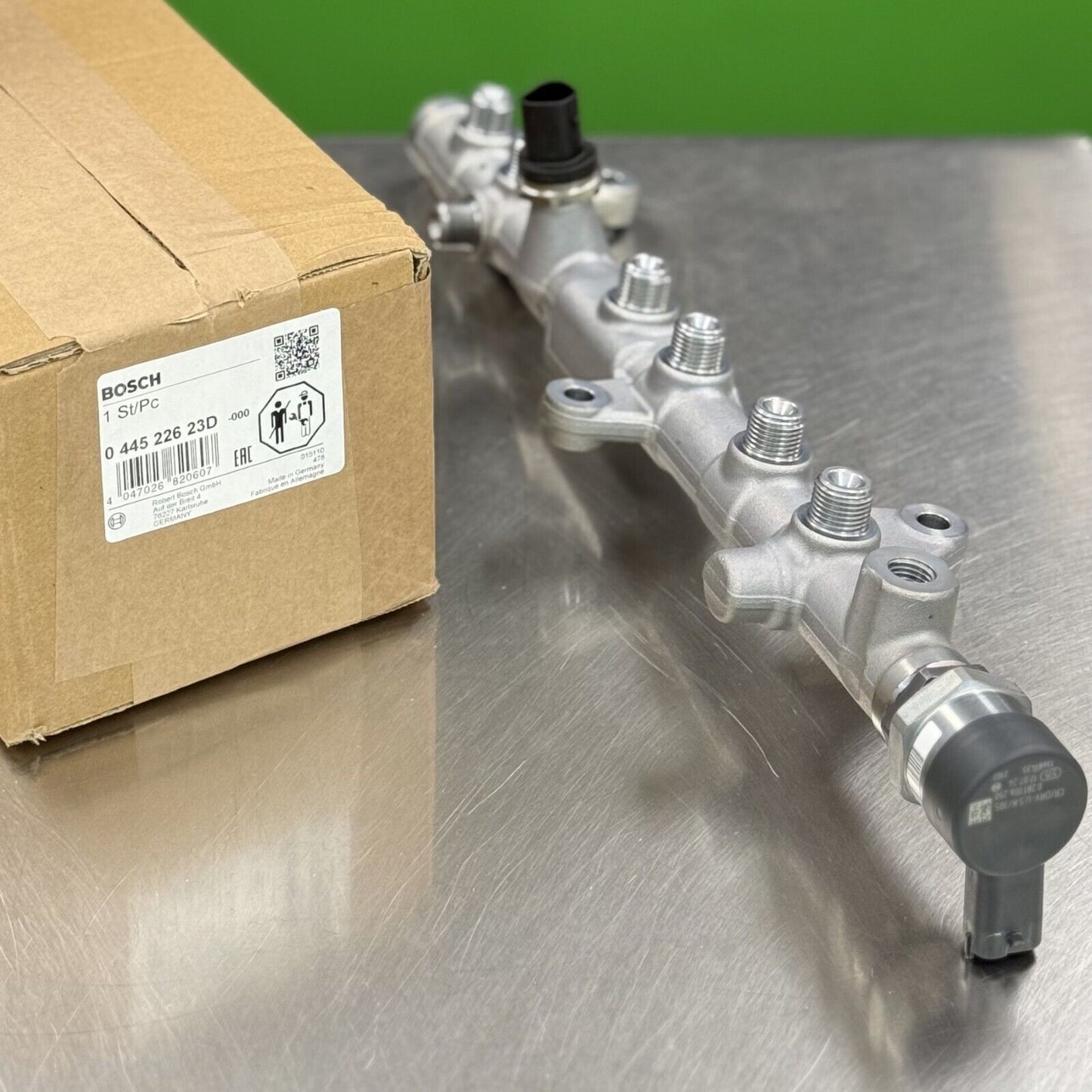 NEW BOSCH FUEL RAIL For CUMMINS RAM Pickup 6.7L 2022 up 5623817 6833289AA - Express Diesel USA