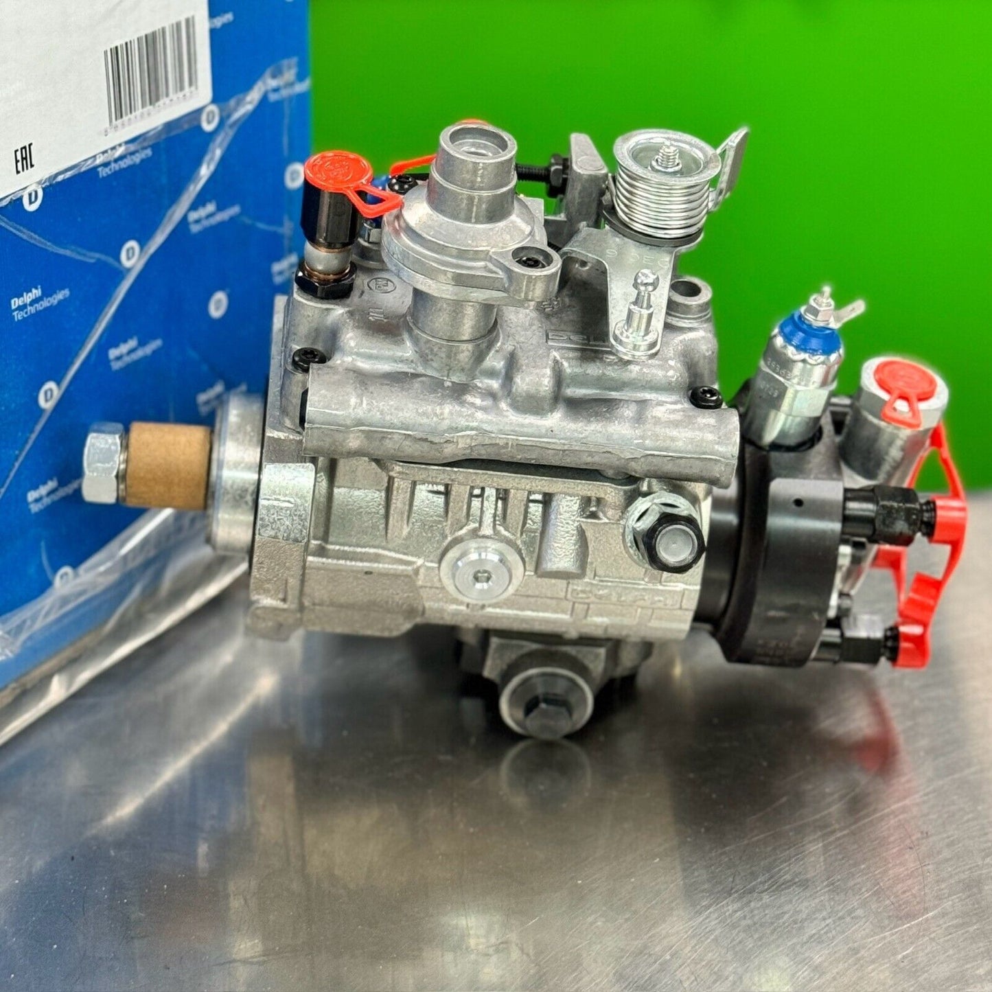 NEW DELPHI FUEL INJECTION PUMP For NEW HOLLAND TS100 TRACTOR 6640 450T 87801229 - Express Diesel USA