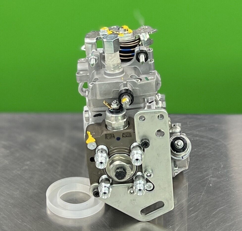 Bosch 0460424316 diesel injection pump showing fuel outlet ports and delivery valve connections
