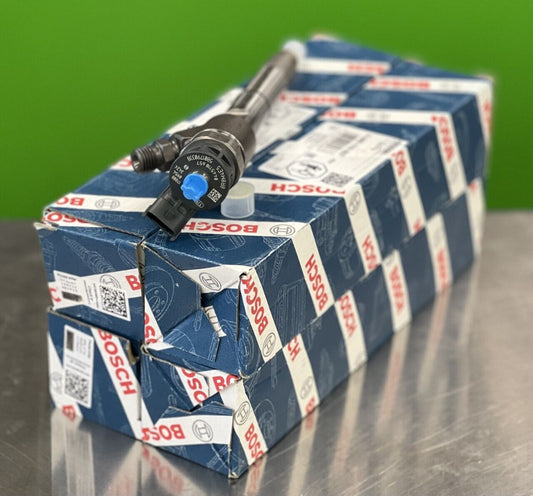 BRAND NEW FUEL INJECTOR SET For JOHN DEERE CASE IH NEW HOLLAND IVECO 5801790338 - Express Diesel USA