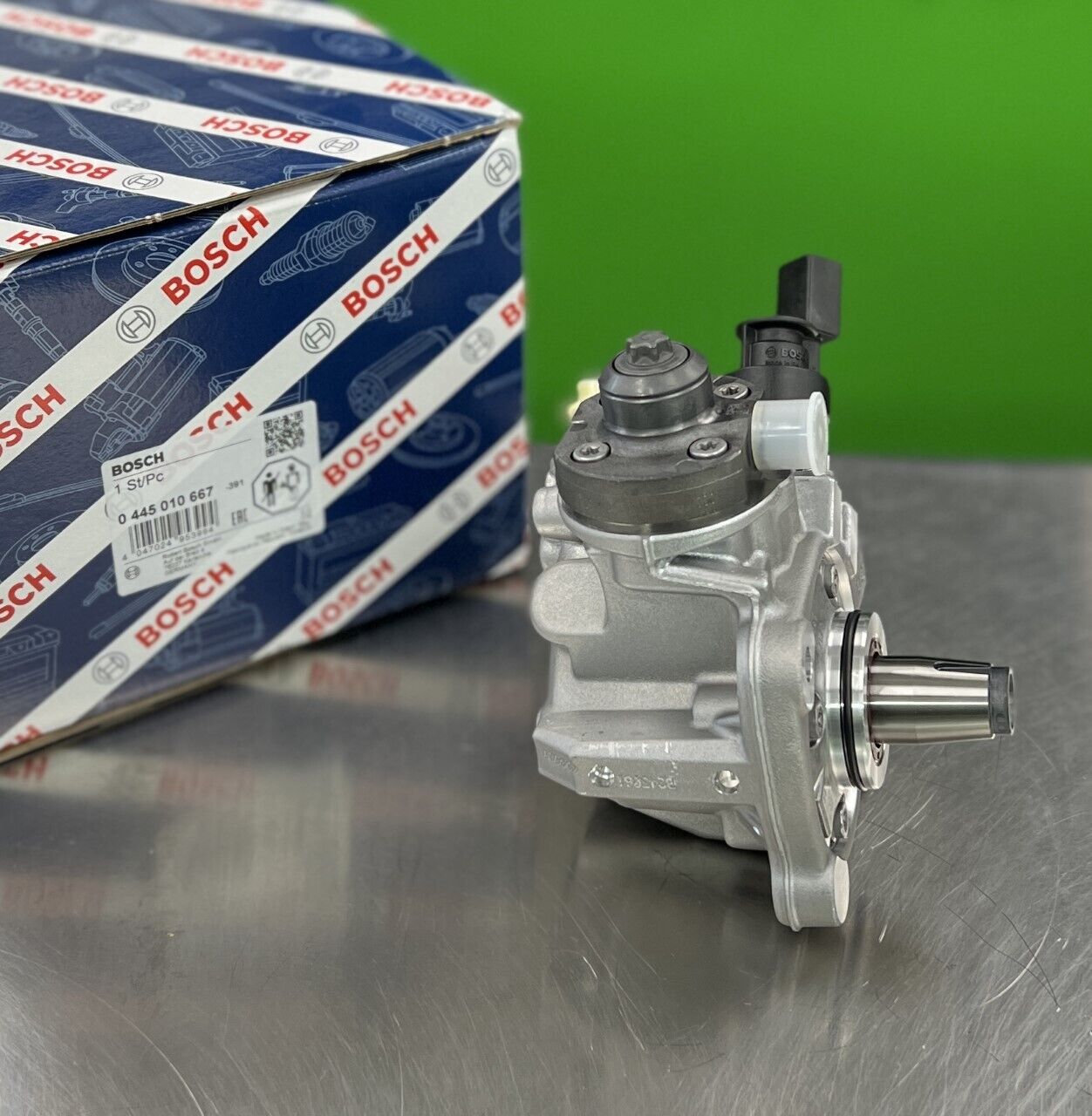 BRAND NEW GENUINE BOSCH HIGH PRESSURE FUEL PUMP For BMW 3.0L x5 740 13518573160 - Express Diesel USA