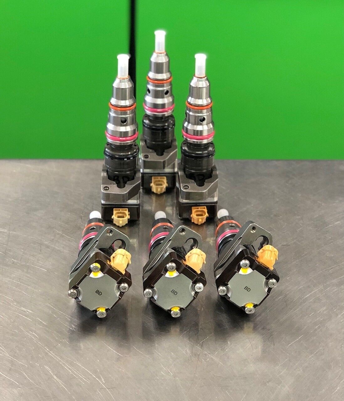 FUEL INJECTOR SET BD For NAVISTAR I530 1995-97 1824741C 1824744C 1824920C - Express Diesel USA