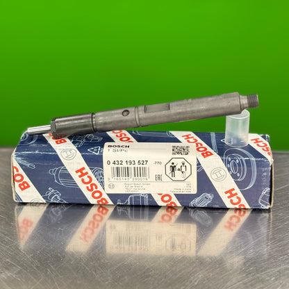 0432193527 Bosch New Fuel Injector for Volvo Truck 3583073 527