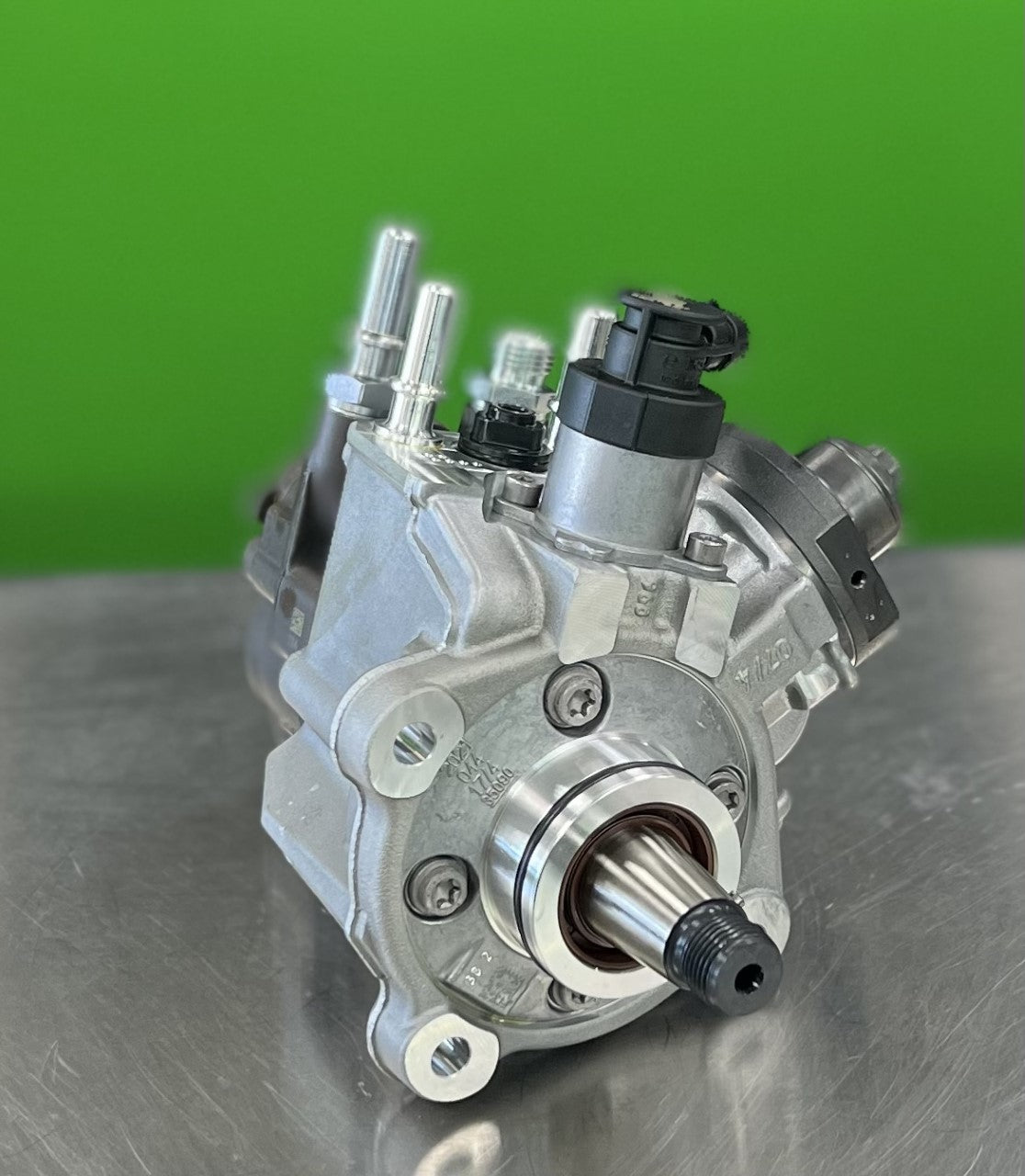fuel injection pump bosch case new holland 3.2L-3.4L 5801470100 T412885