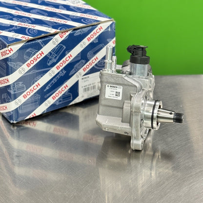 0445020527 bosch fuel injection pump side view with bosch packaging