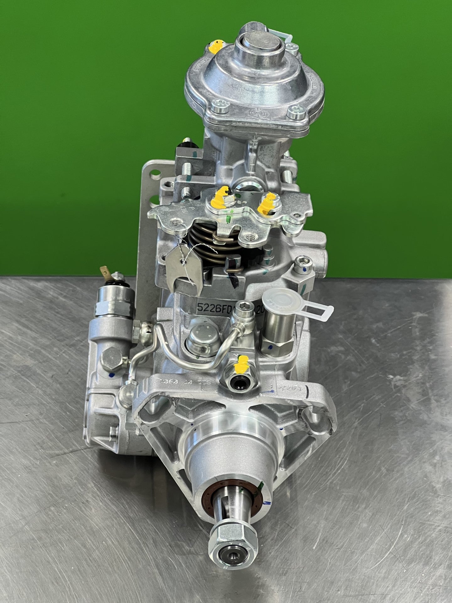 fuel injection pump Bosch case new holland tractor 0460424421 2856623 504518827