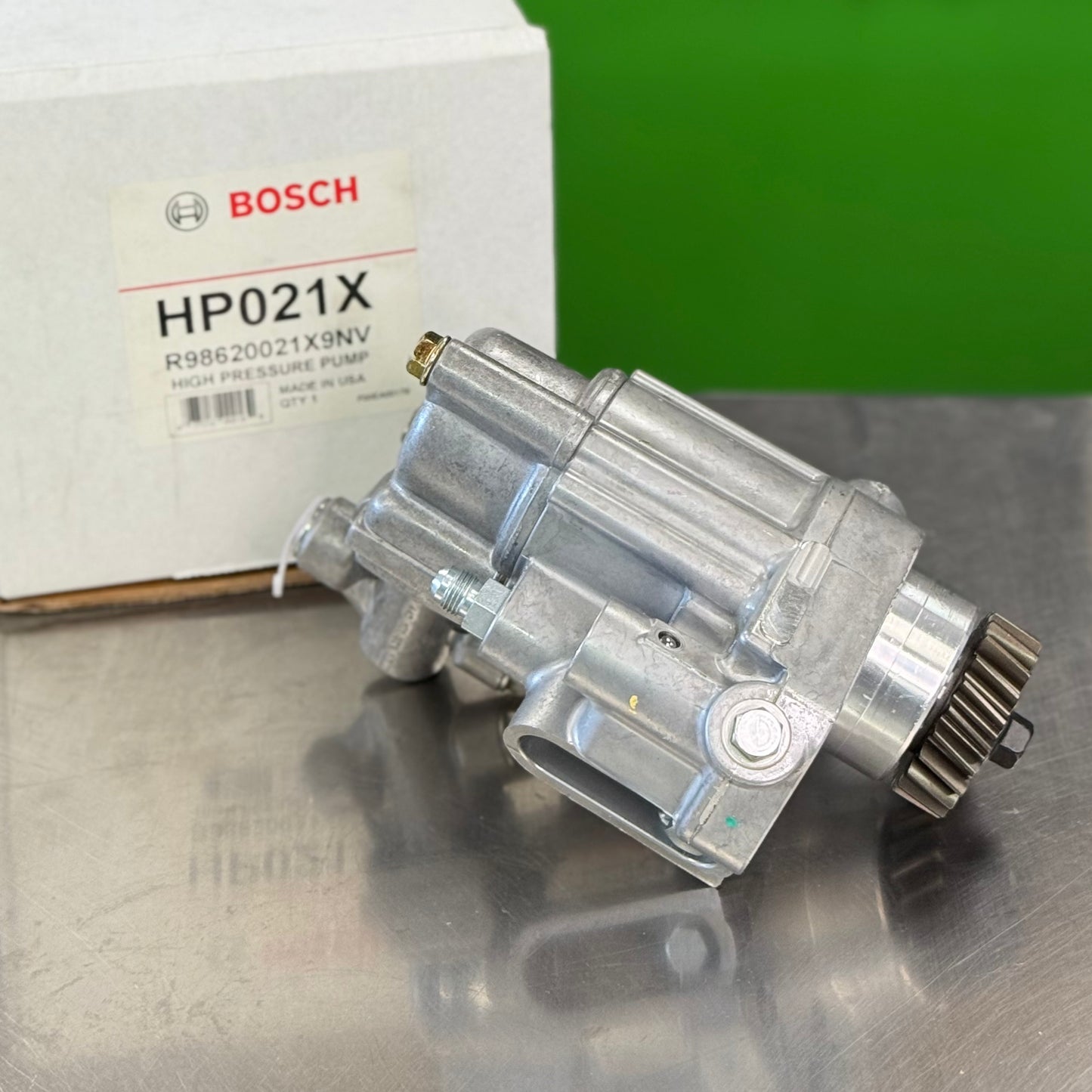 New Bosch High Pressure Oil Pump For Navistar Dt466E 175-230Hp  1825681C9 Hp021X