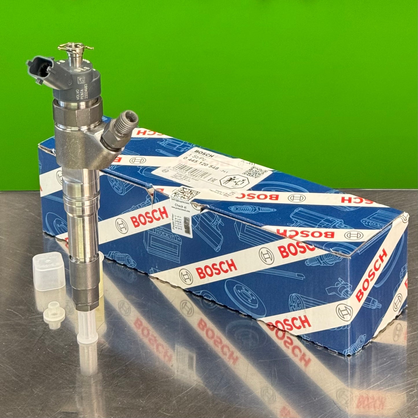 23324683 bosch fuel injector 0445120548 angled view for volvo penta marine engine
