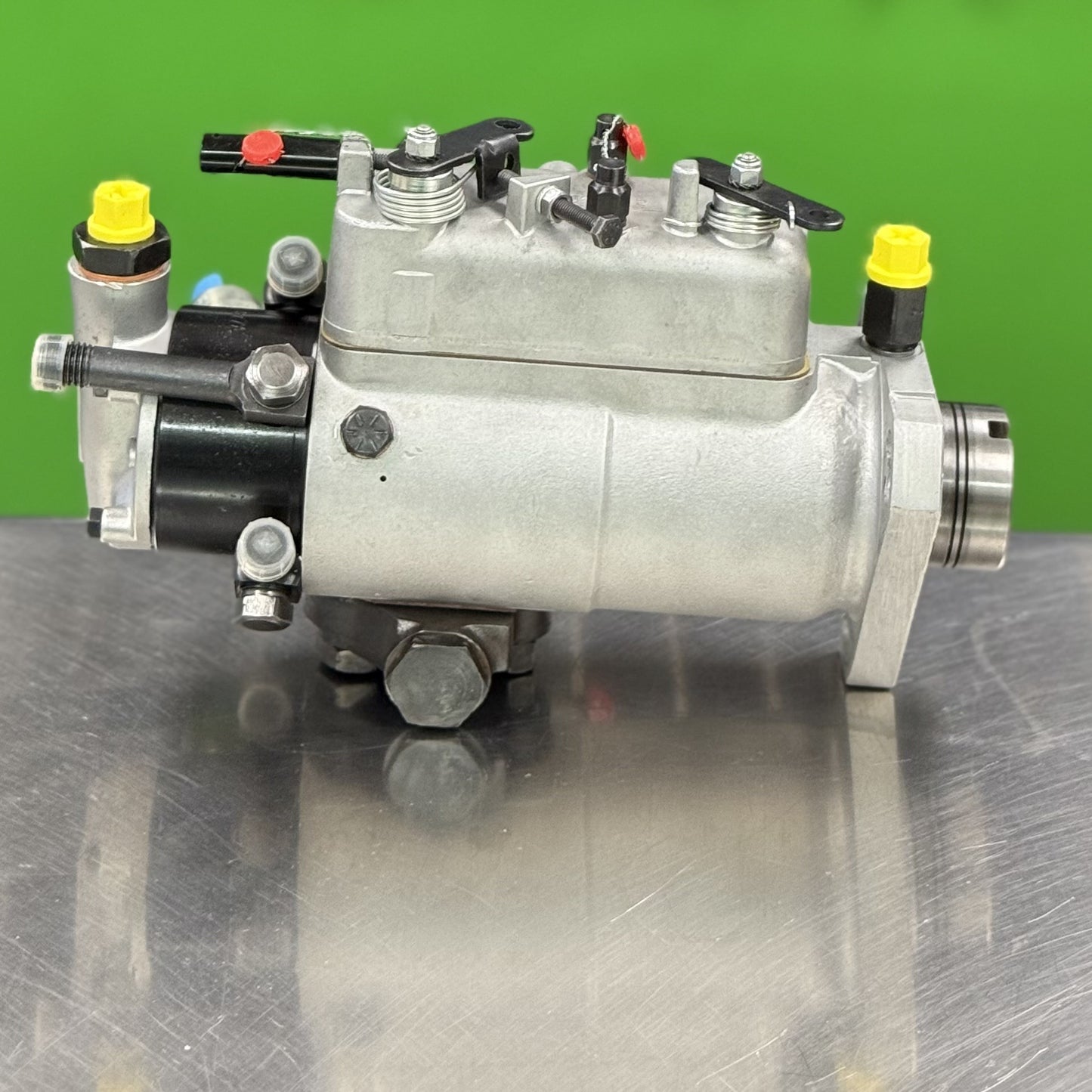 Delphi Lucas Cav Fuel Injection Pump For Perkins 4.236 2643C219 2643C303 2643C16