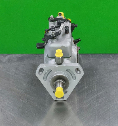 2643B132 Drive shaft and mounting face detail of 3238F471 Delphi Lucas CAV injection pump
