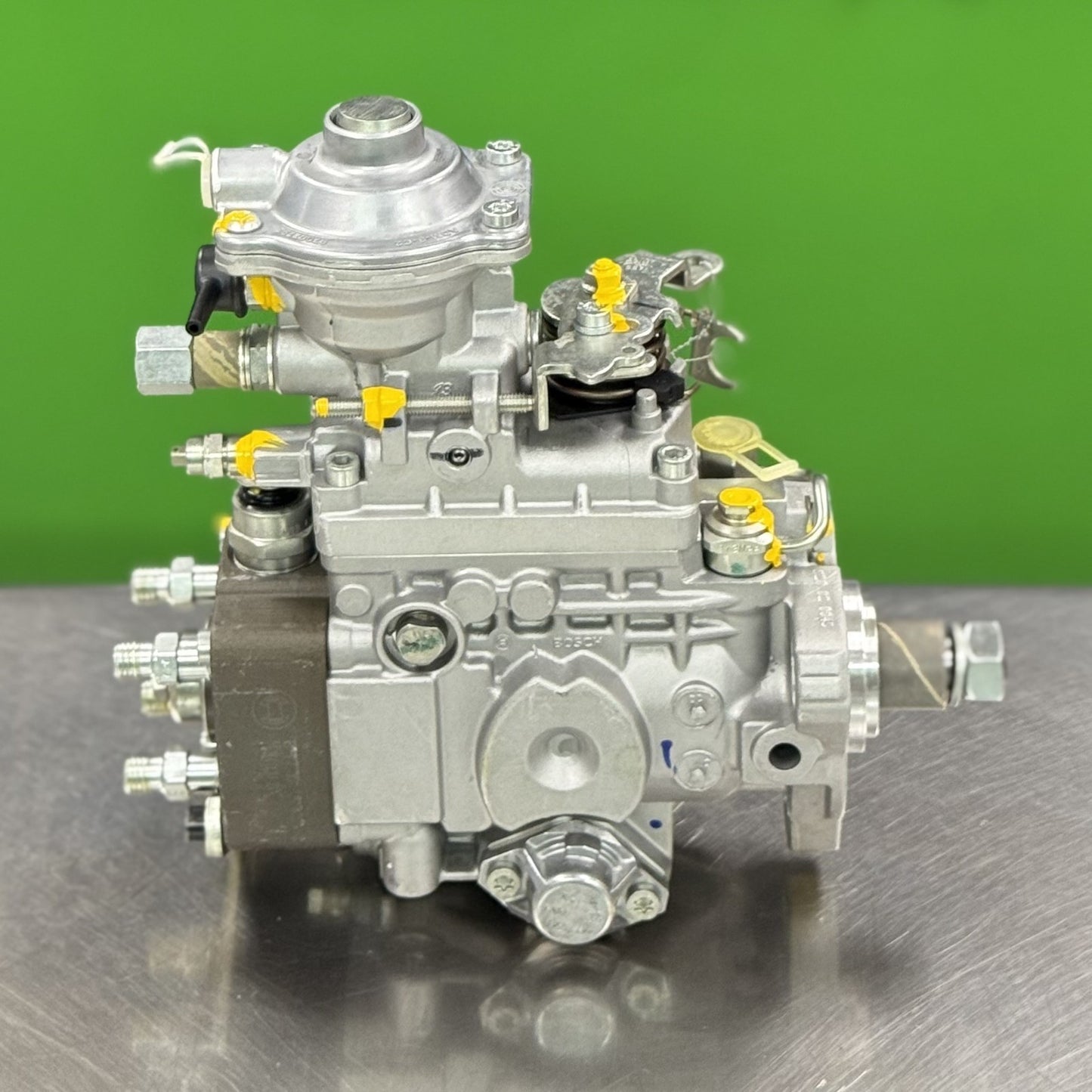 Bosch Fuel Injection Pump for New Holland Tractor | 0460424494