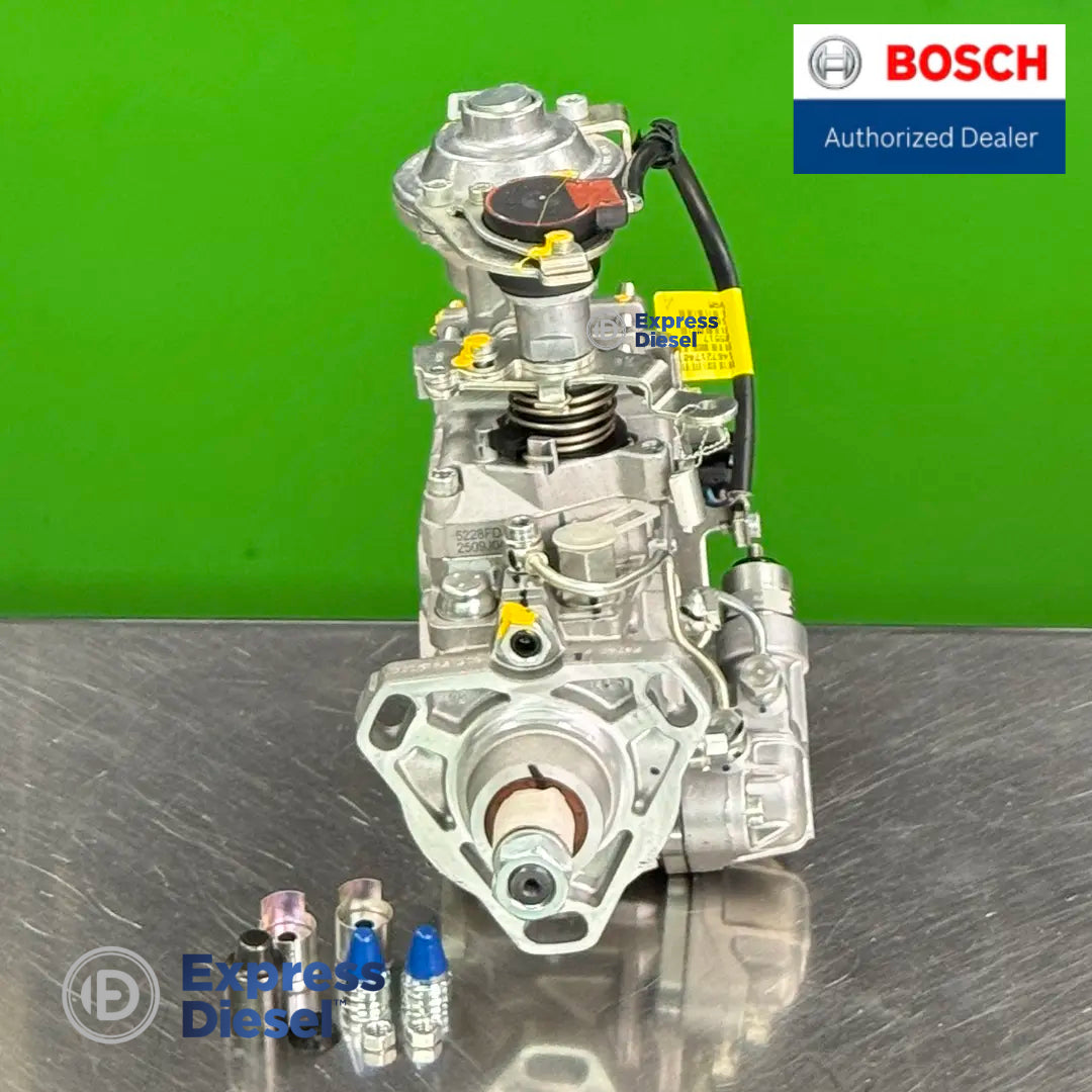 drive shaft and mounting flange view of bosch 0460423035 diesel injection pump with installation fittings