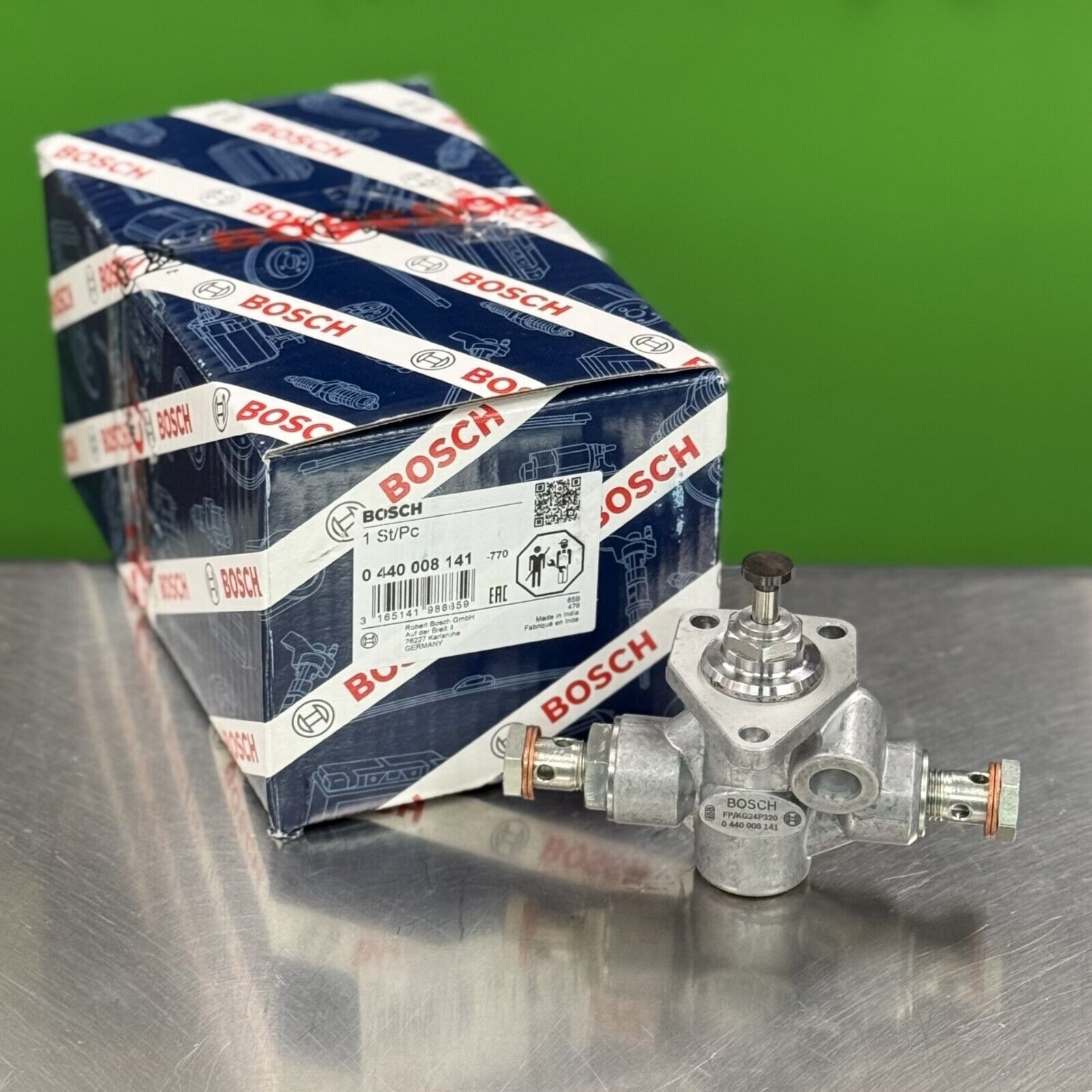 Top view of Bosch lift pump 0440008141 showing fuel line connections and mechanical housing