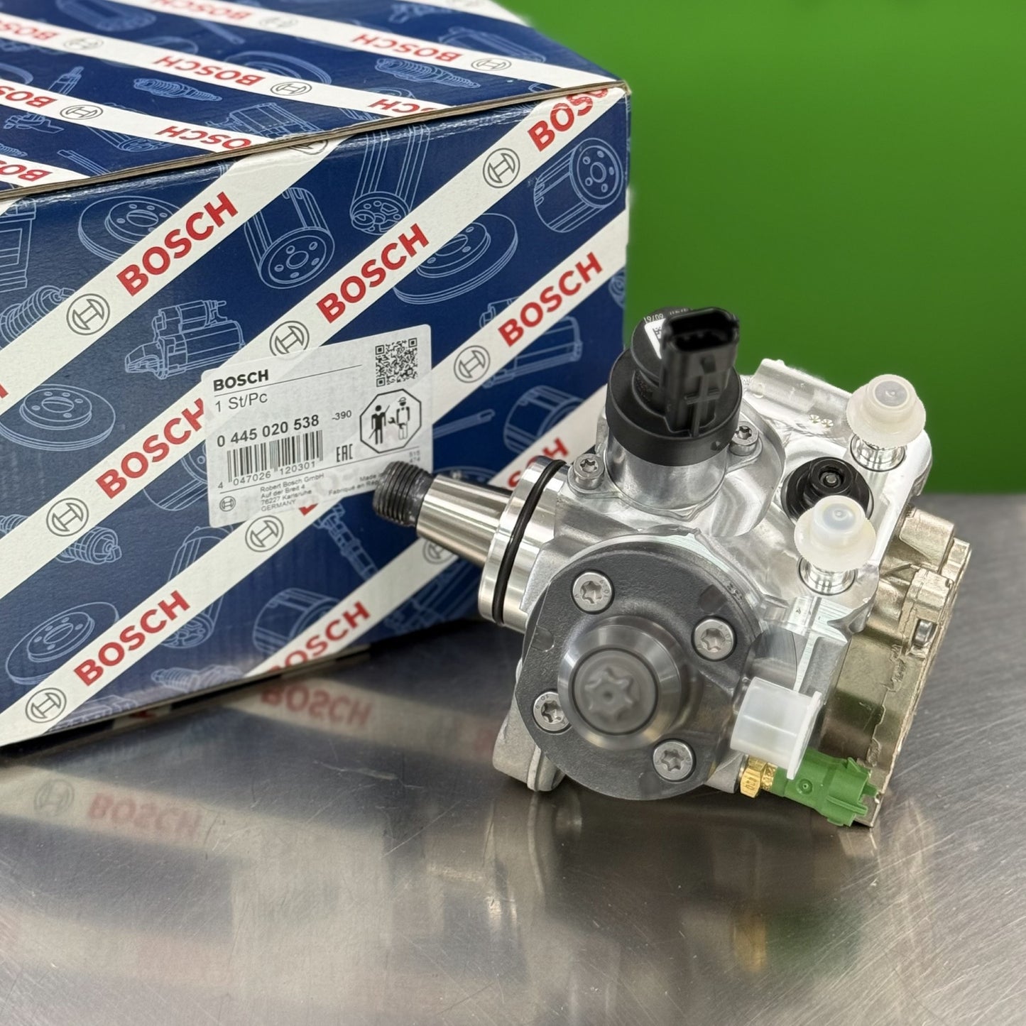 Bosch 0445020538 CP4 high pressure fuel injection pump for Yanmar Thermo King diesel engine front view