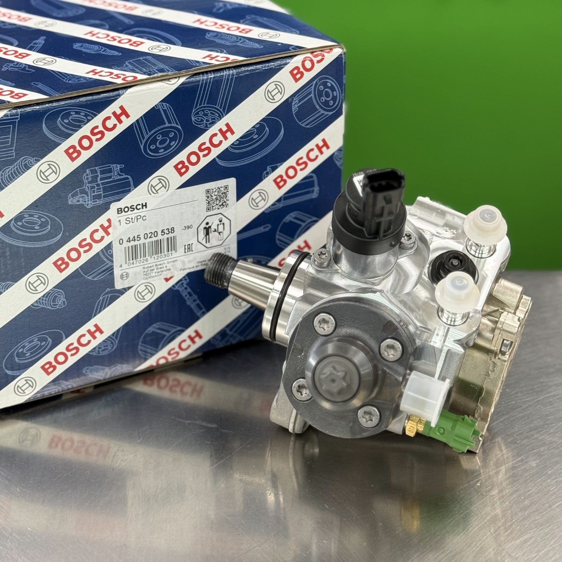 Bosch 0445020538 CP4 high pressure fuel injection pump for Yanmar Thermo King diesel engine front view