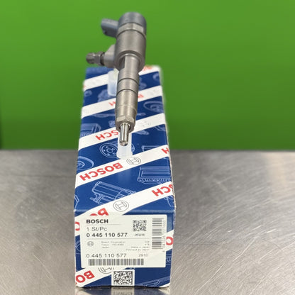 Close-up of Bosch 0445110577 injector nozzle and tip