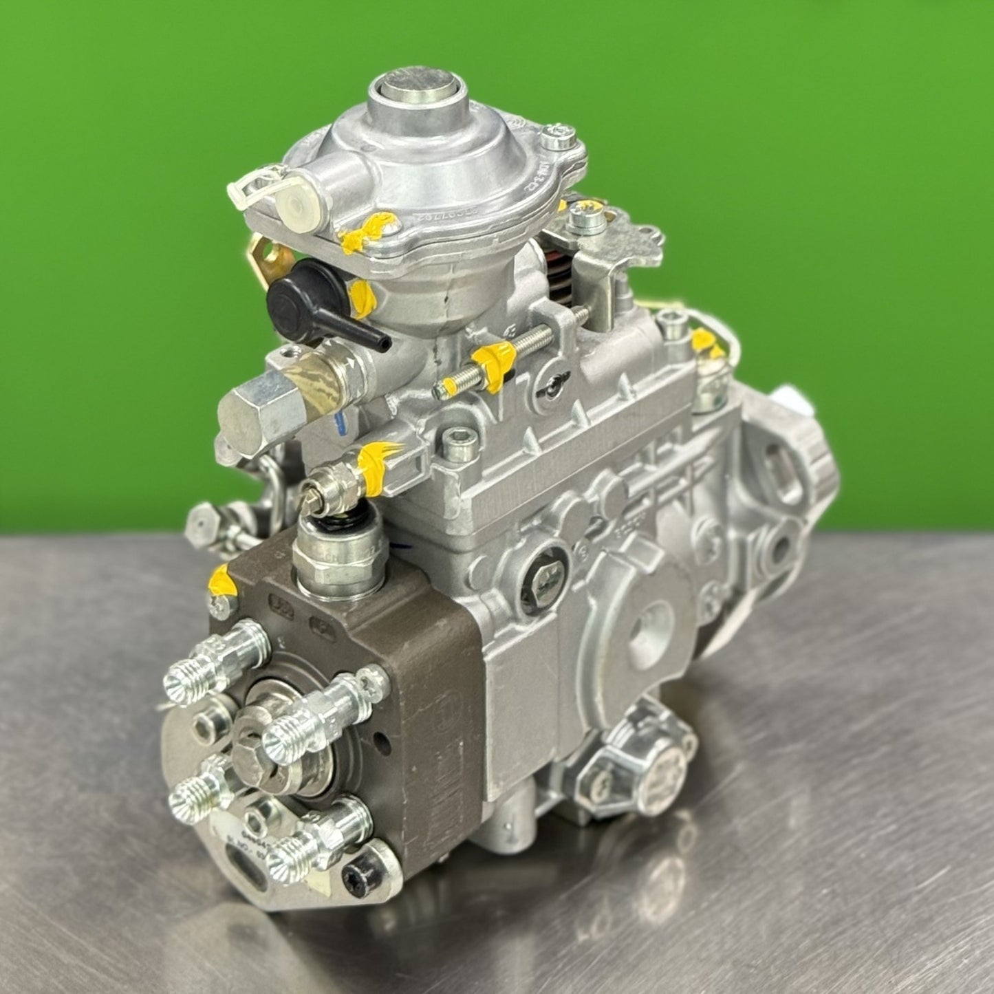 bosch 0460424494 fuel pump connection ports