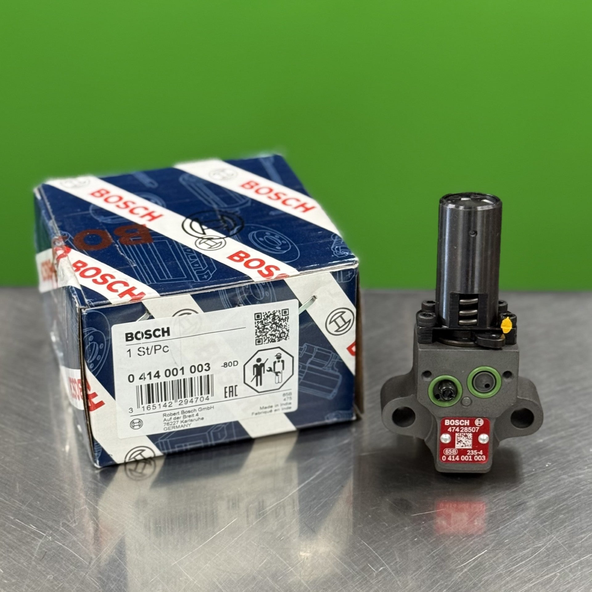 fuel injector bosch new oem for lombardini 6590290 1.2L LDW1204T PDM1Q65F/S1000 47428507 - Express Diesel USA