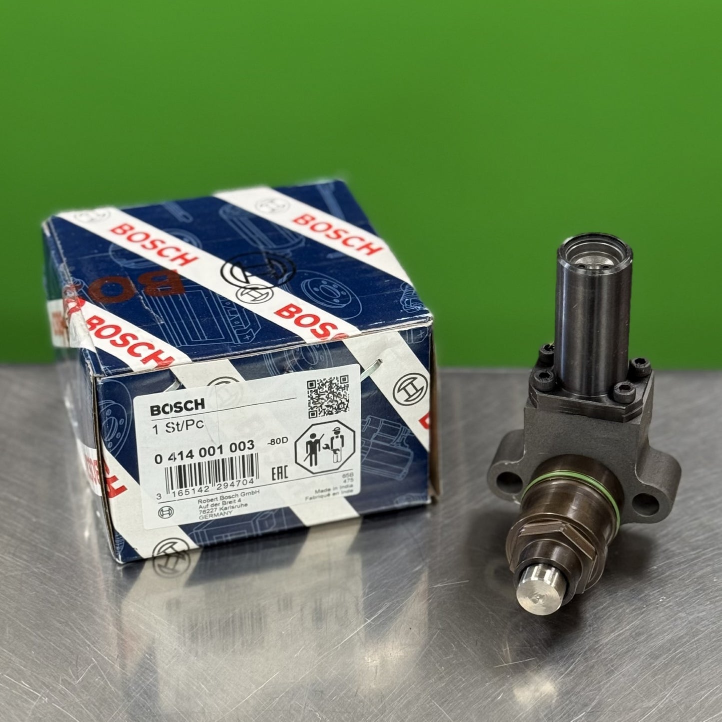 fuel injector bosch new oem for lombardini 6590290 1.2L LDW1204T PDM1Q65F/S1000 47428507 - Express Diesel USA