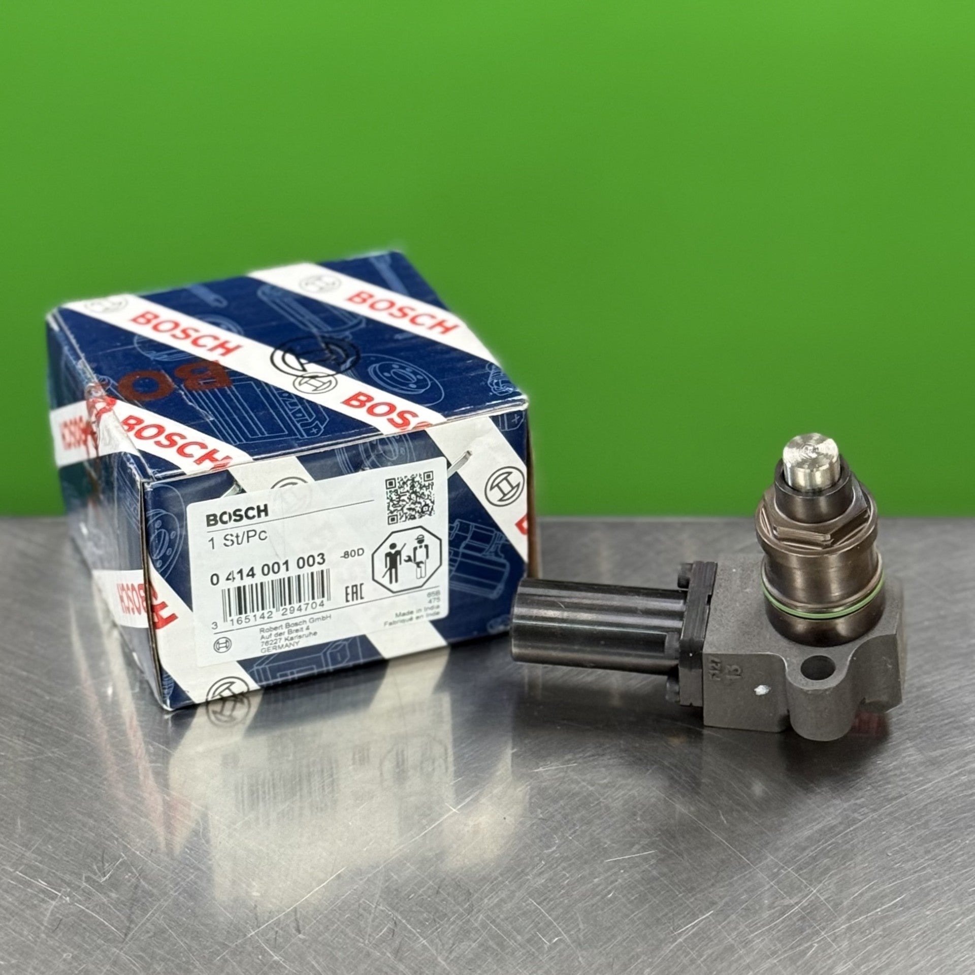 fuel injector bosch new oem for lombardini 6590290 1.2L LDW1204T PDM1Q65F/S1000 47428507 - Express Diesel USA