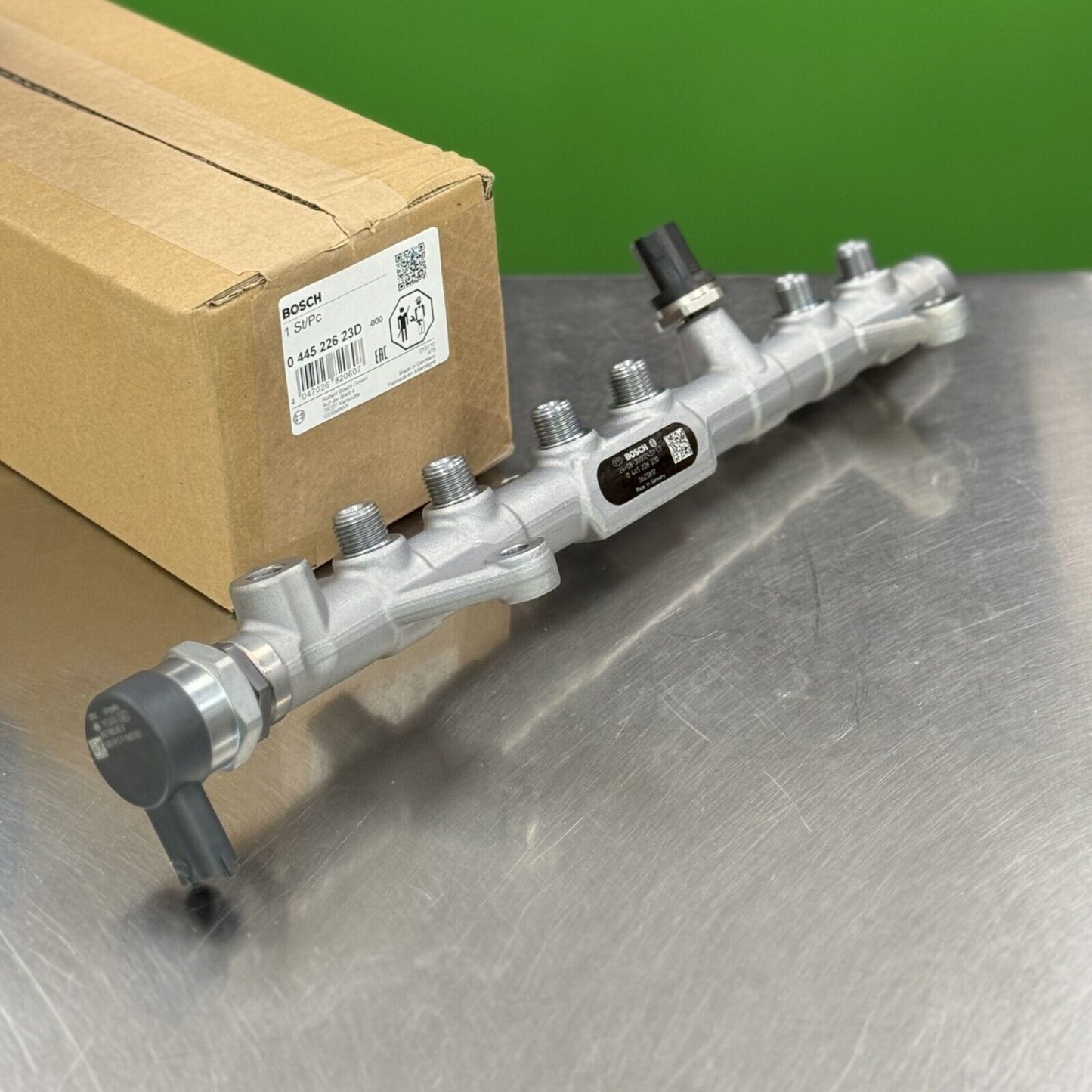 NEW BOSCH FUEL RAIL For CUMMINS RAM Pickup 6.7L 2022 up 5623817 6833289AA - Express Diesel USA