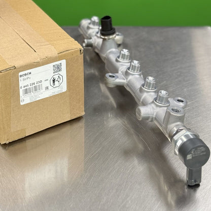 NEW BOSCH FUEL RAIL For CUMMINS RAM Pickup 6.7L 2022 up 5623817 6833289AA - Express Diesel USA