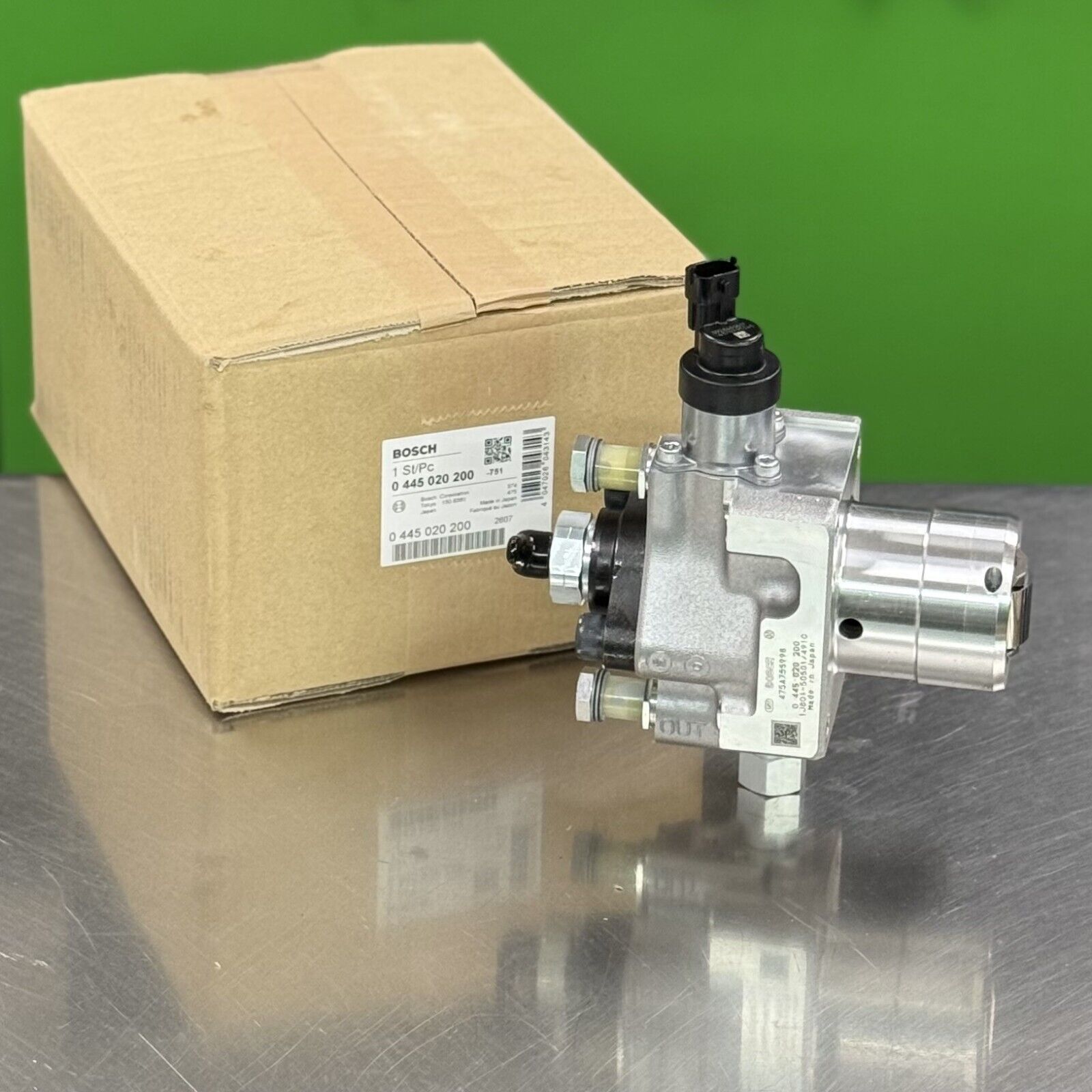 Fuel Injection Pump Bosch For Kubota V2403 C2.4 1J80150500