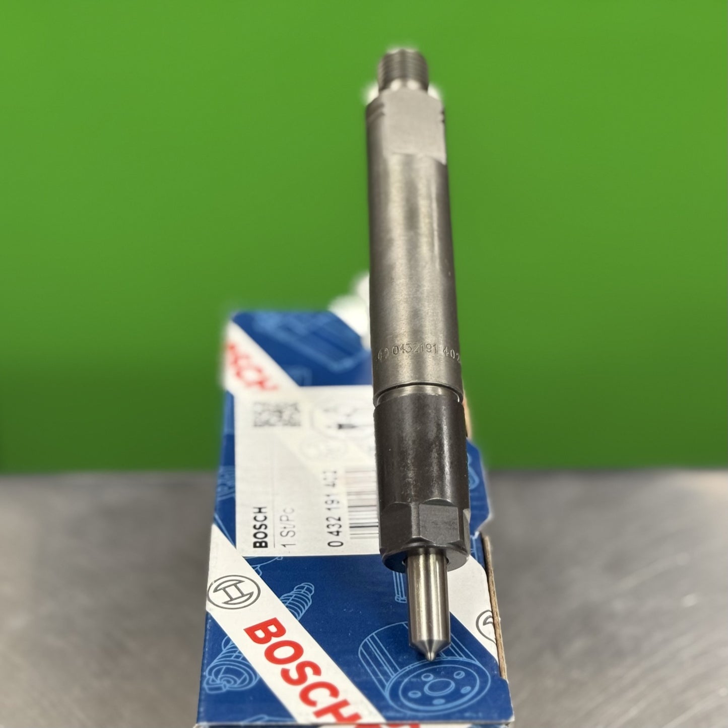 Fuel Injector Bosch New For Volvo Truck D7C B7R 7.0L 221Kw 296Hp 3978828 0432191402