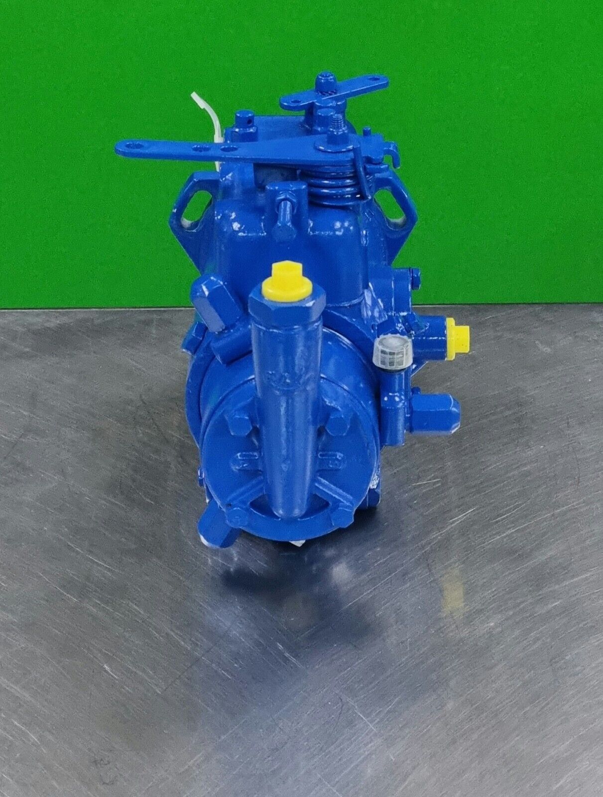 DELPHI LUCAS CAV FUEL INJECTION PUMP For FORD TRACTOR D0NN9A543J / T NEW HOLLAND - Express Diesel USA