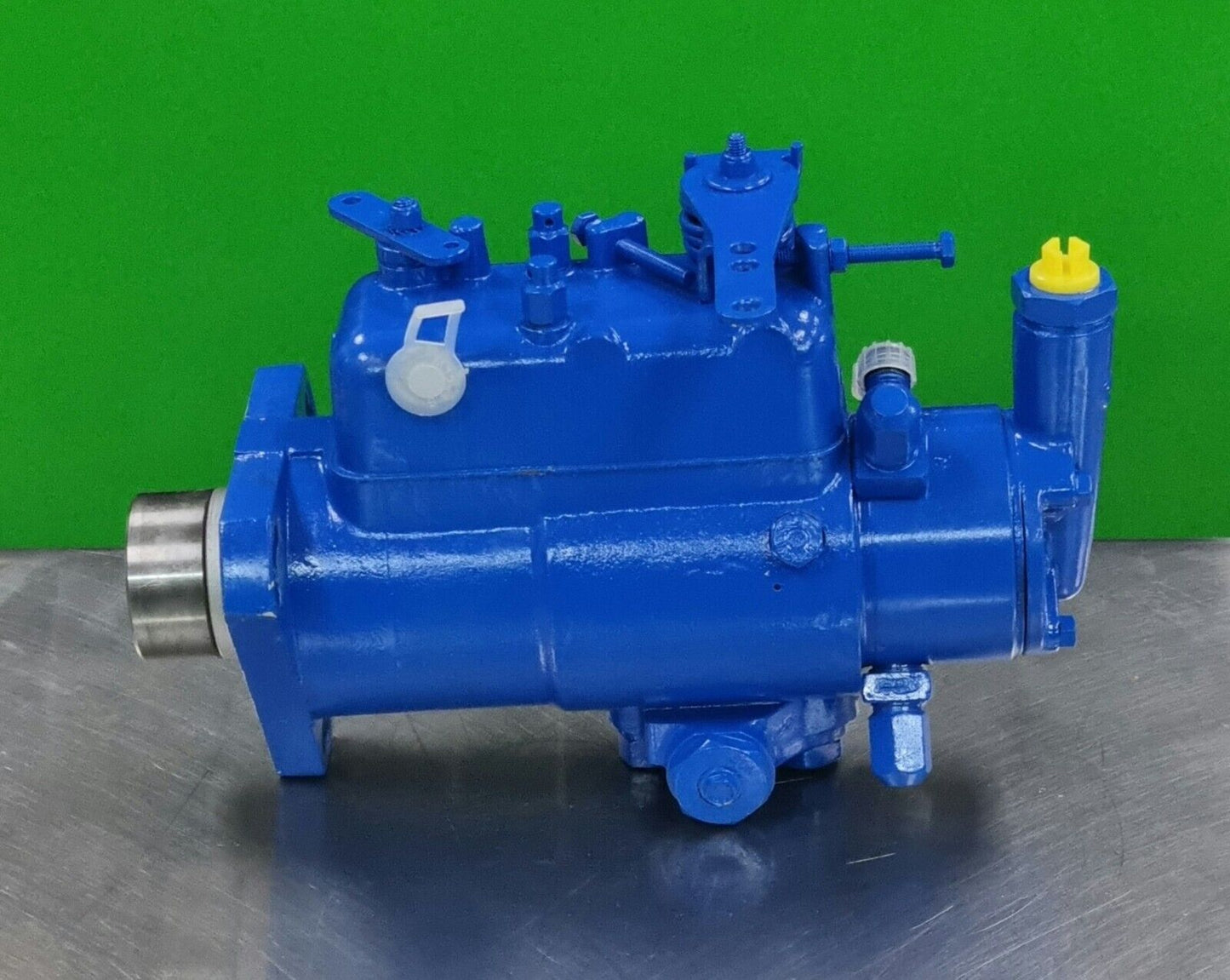 DELPHI LUCAS CAV FUEL INJECTION PUMP For FORD TRACTOR D0NN9A543J / T NEW HOLLAND - Express Diesel USA