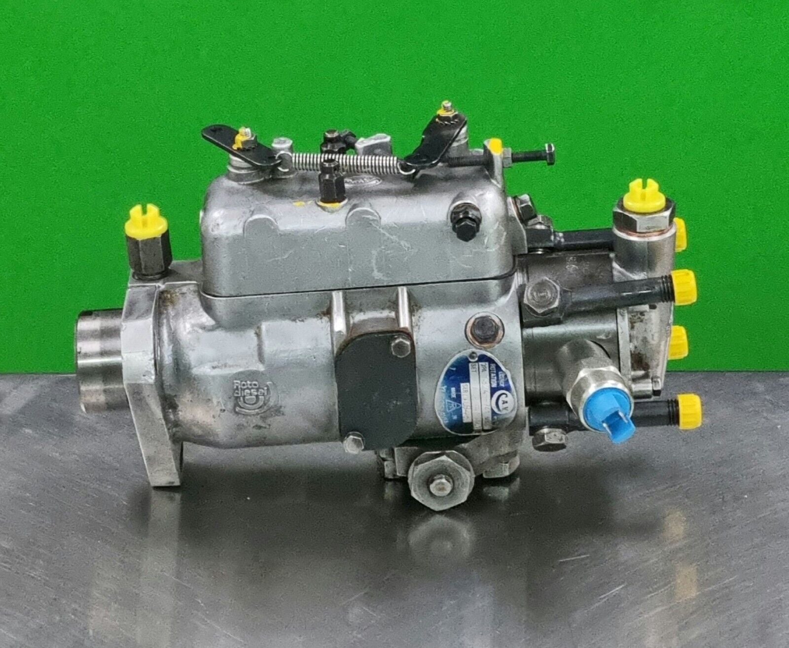 DELPHI LUCAS CAV FUEL INJECTION PUMP For PERKINS 4.203 IMT TRACTOR 560 37245 246 - Express Diesel USA