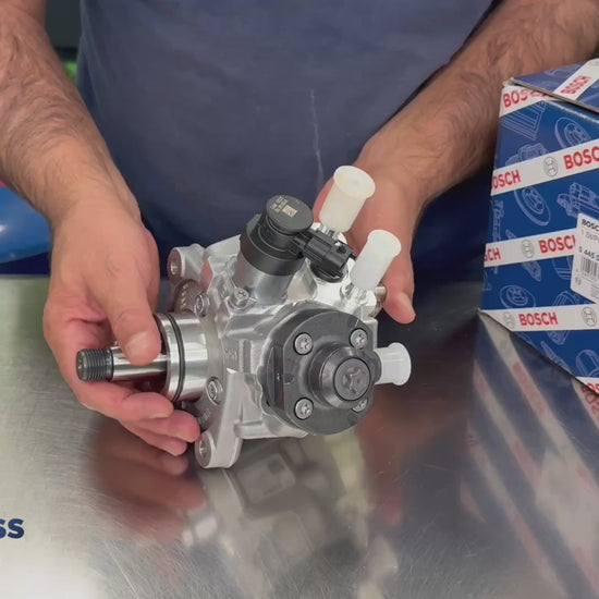 product video showing genuine bosch 0445020542 high pressure common rail diesel fuel injection pump for bobcat and doosan d34 engines