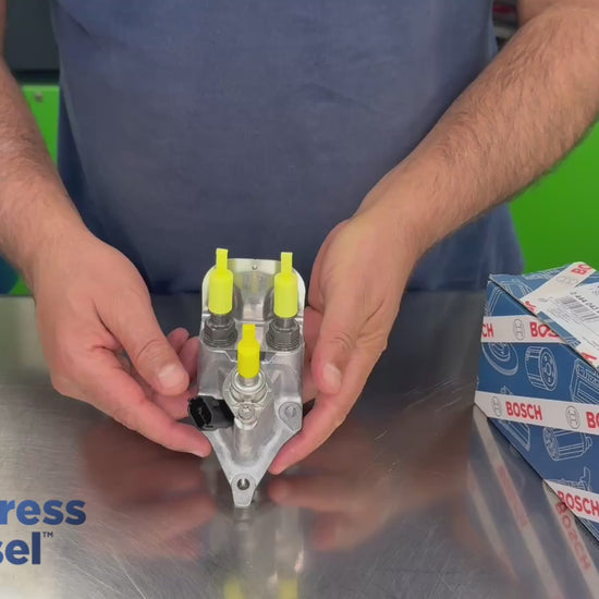 Genuine Bosch 0444043033 DEF doser injector module product video
