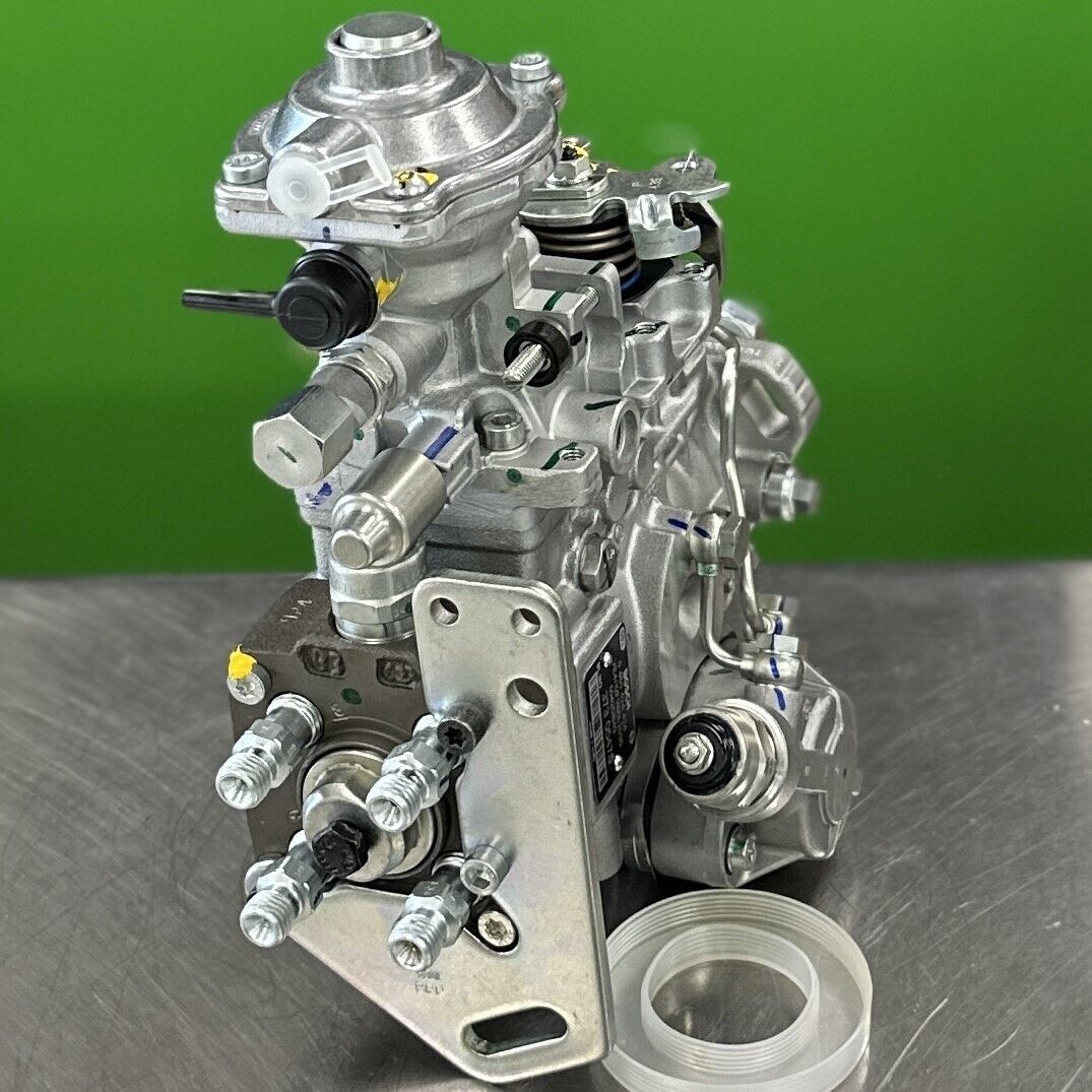 bosch fuel injection pump mounting side 0460424424 for case 580 new holland diesel engine