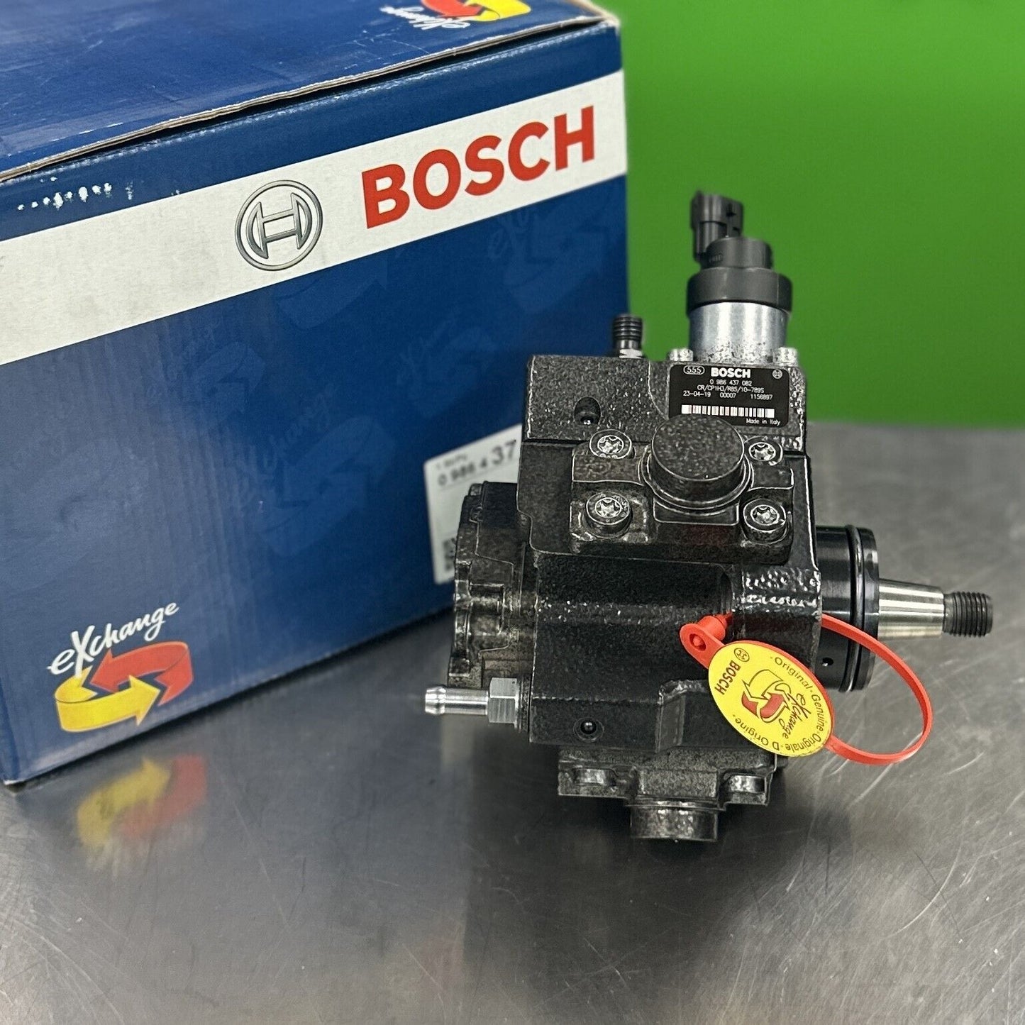 BOSCH Fuel Injection Pump For KOMATSU CUMMINS Bulldozer Dredger Loader 627171111