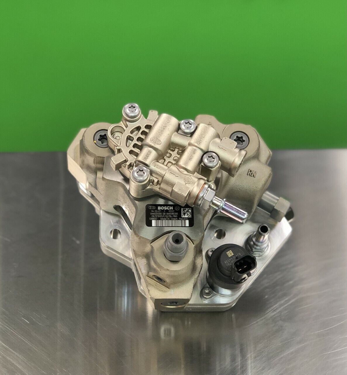 NEW FUEL INJECTION PUMP BOSCH For CUMMINS ISB 6.7L Cab Chassis 2010-up MID RANGE
