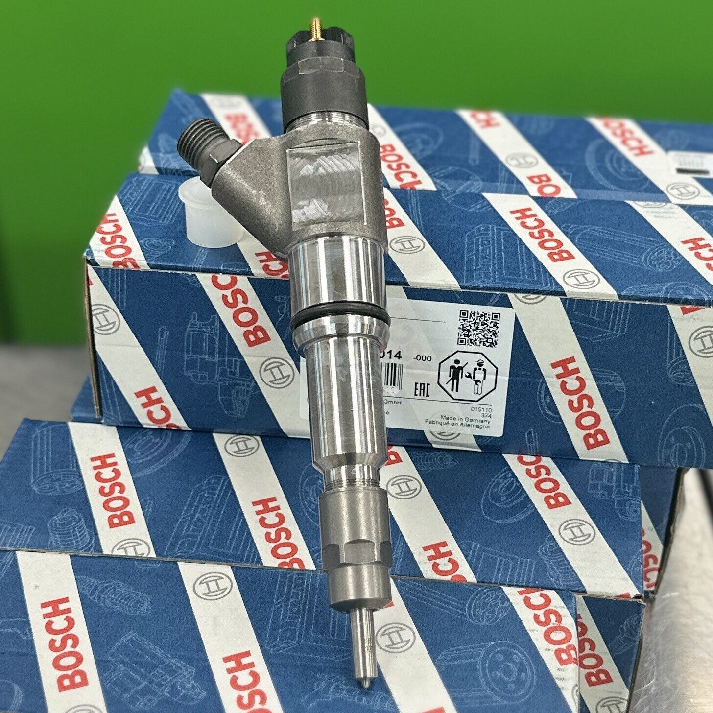 NEW BOSCH FUEL INJECTOR SET of 6 For NEW HOLLAND IVECO CASE 50438875 88750 - Express Diesel USA