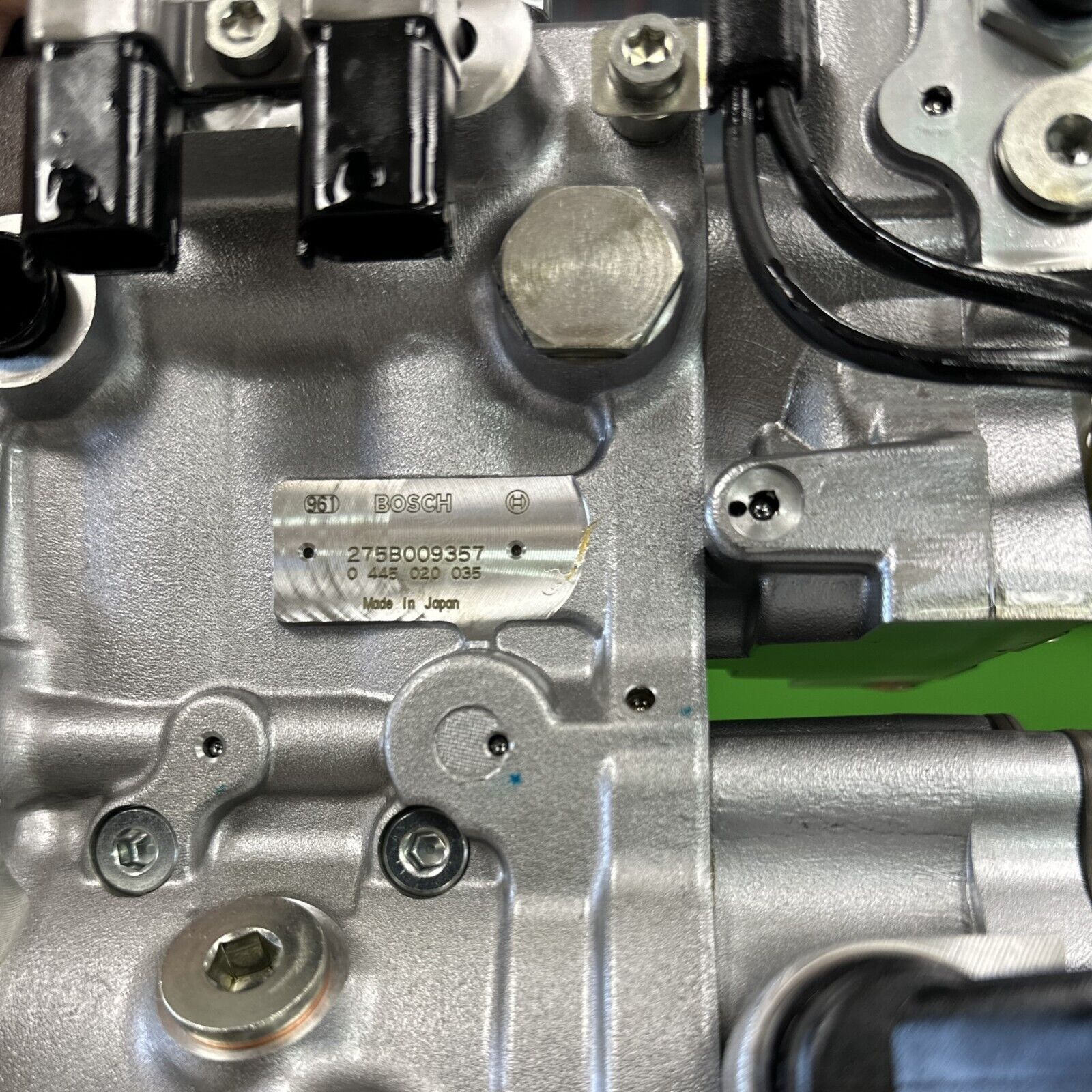 NEW BOSCH HIGH PRESSURE FUEL PUMP For RENAULT 5010553948 IVECO 503140183 275B009 - Express Diesel USA