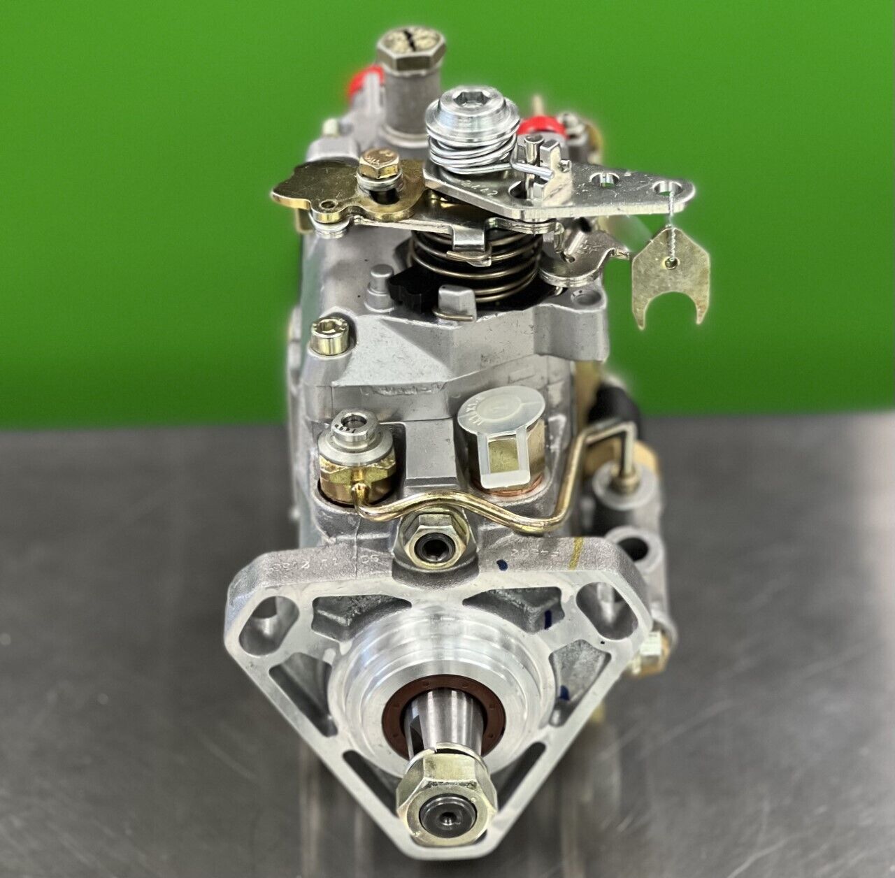 0460424260 Bosch Fuel Injection Pump – Fits Cummins 4 Bna-3.9L No